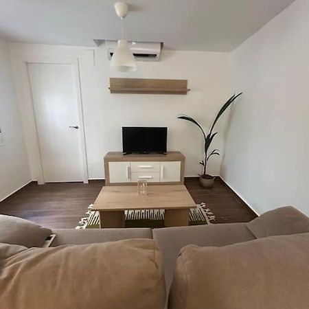 Petite California Duenas Apartment Seville Luaran gambar