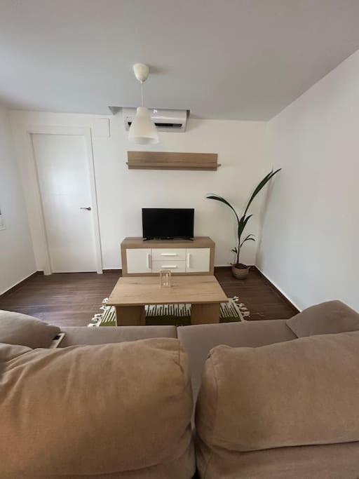 Petite California Duenas Apartment Seville Luaran gambar