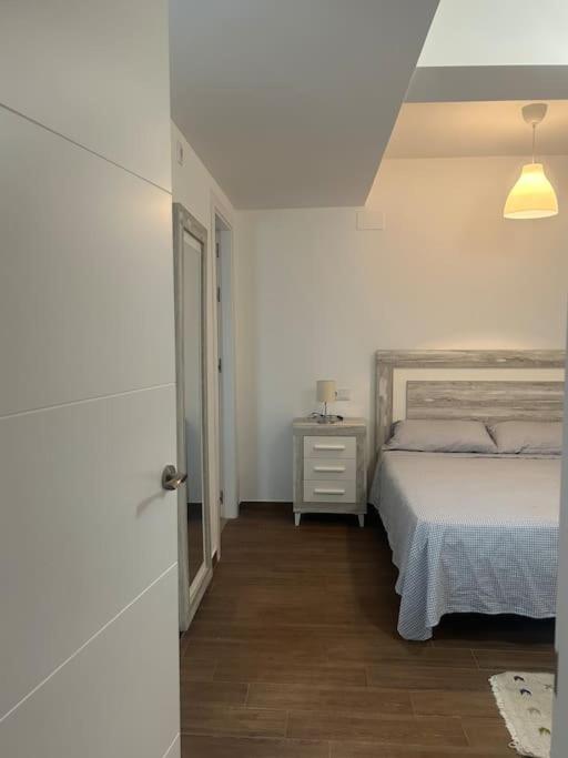 Petite California Duenas Apartment Seville Luaran gambar